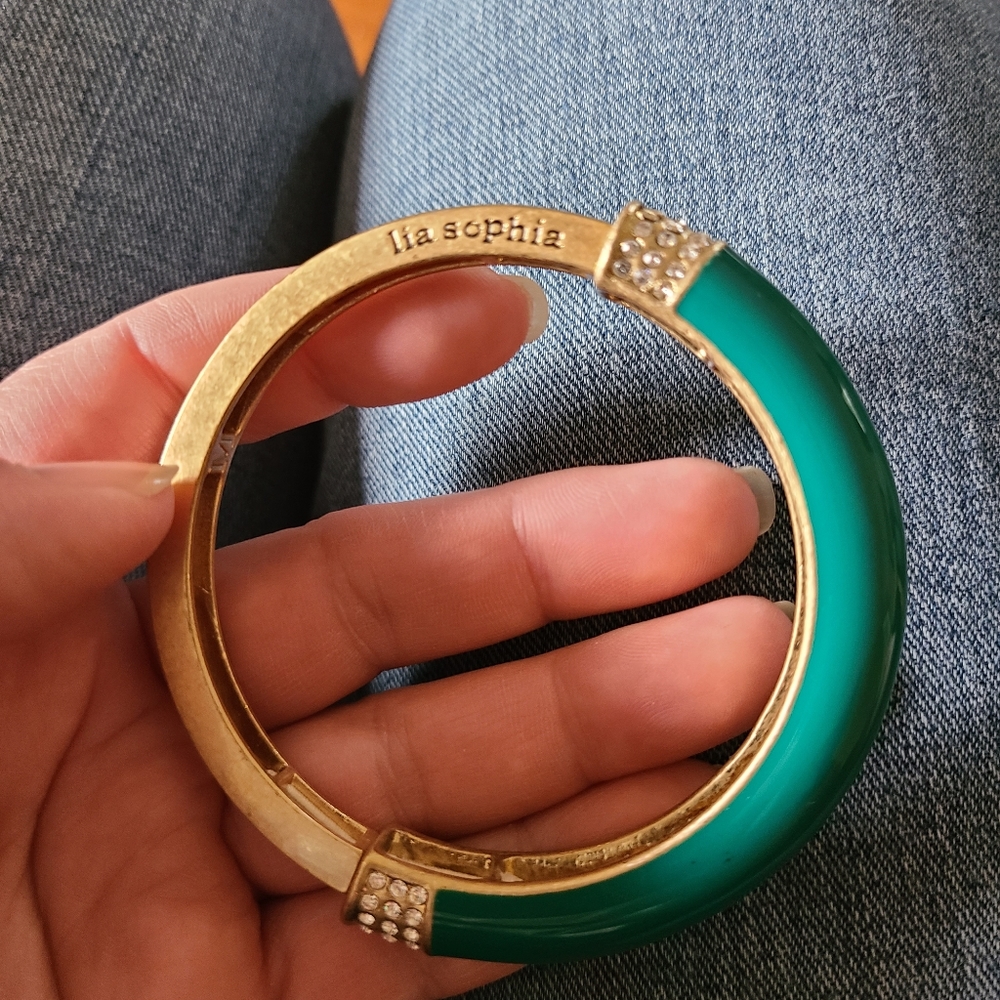 Lia Sophia stretch bangle bracelet